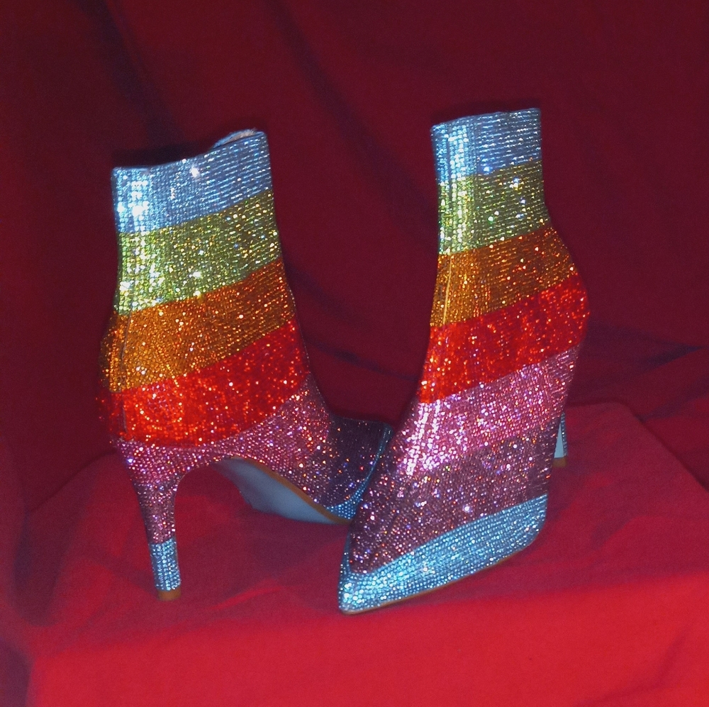 Betsey Johnson Blue Bayou booties